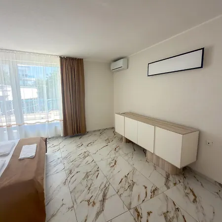 & Rehabilitation Center St George Готель 3*